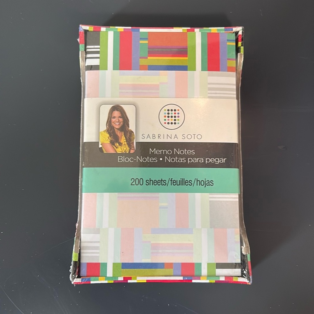New Sealed Sabrina Soto Memo Notes 200 Sheets